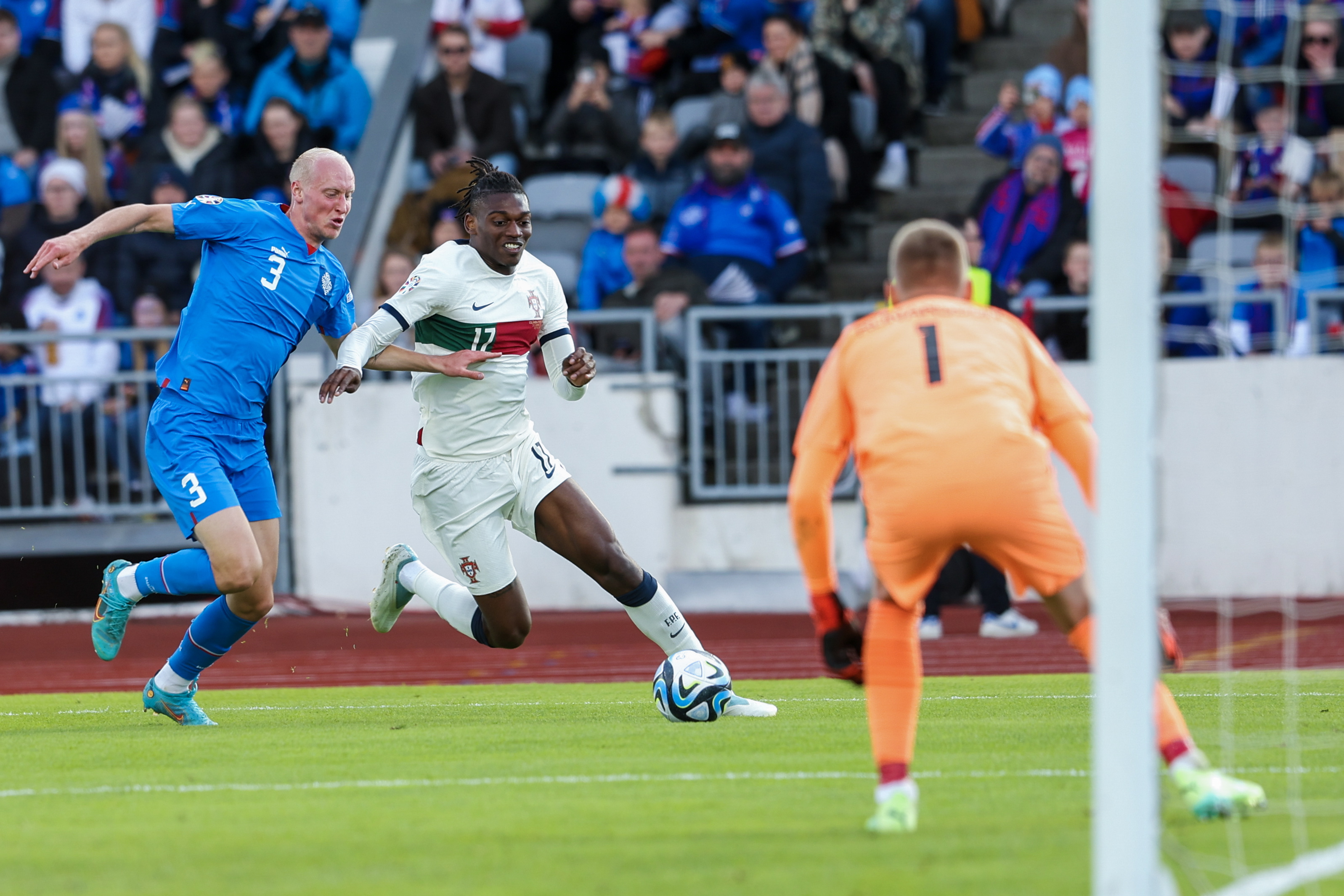 冰岛球员备战欧洲足球联盟杯