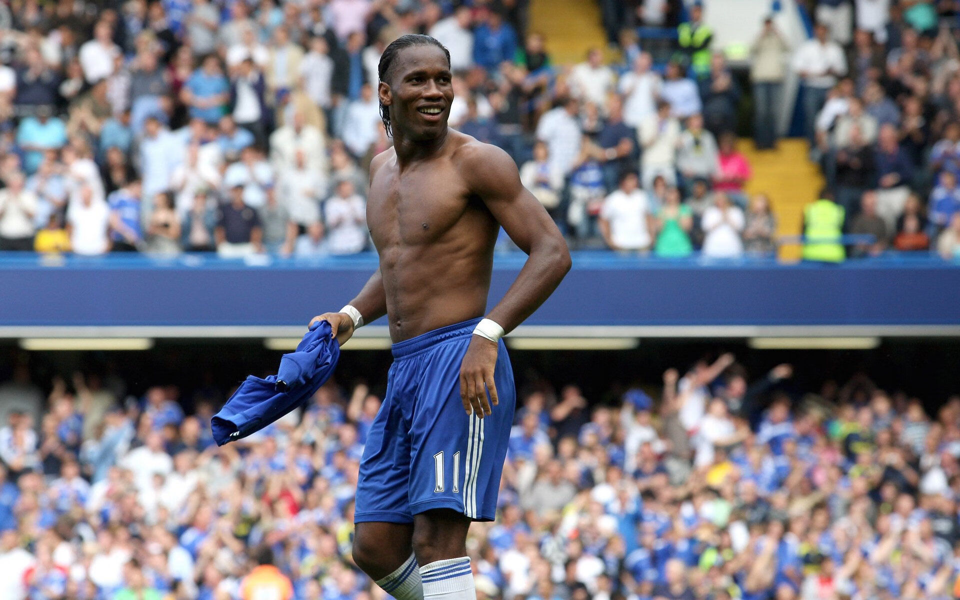 开云平台-从姆巴佩爆发到希腊神话再现，足球世界中的个人英雄与团队铁律