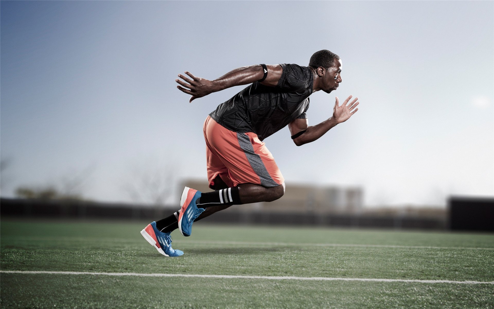 欧冠决赛焦点战,上海队强压雄鹿,改写亚洲篮球历史