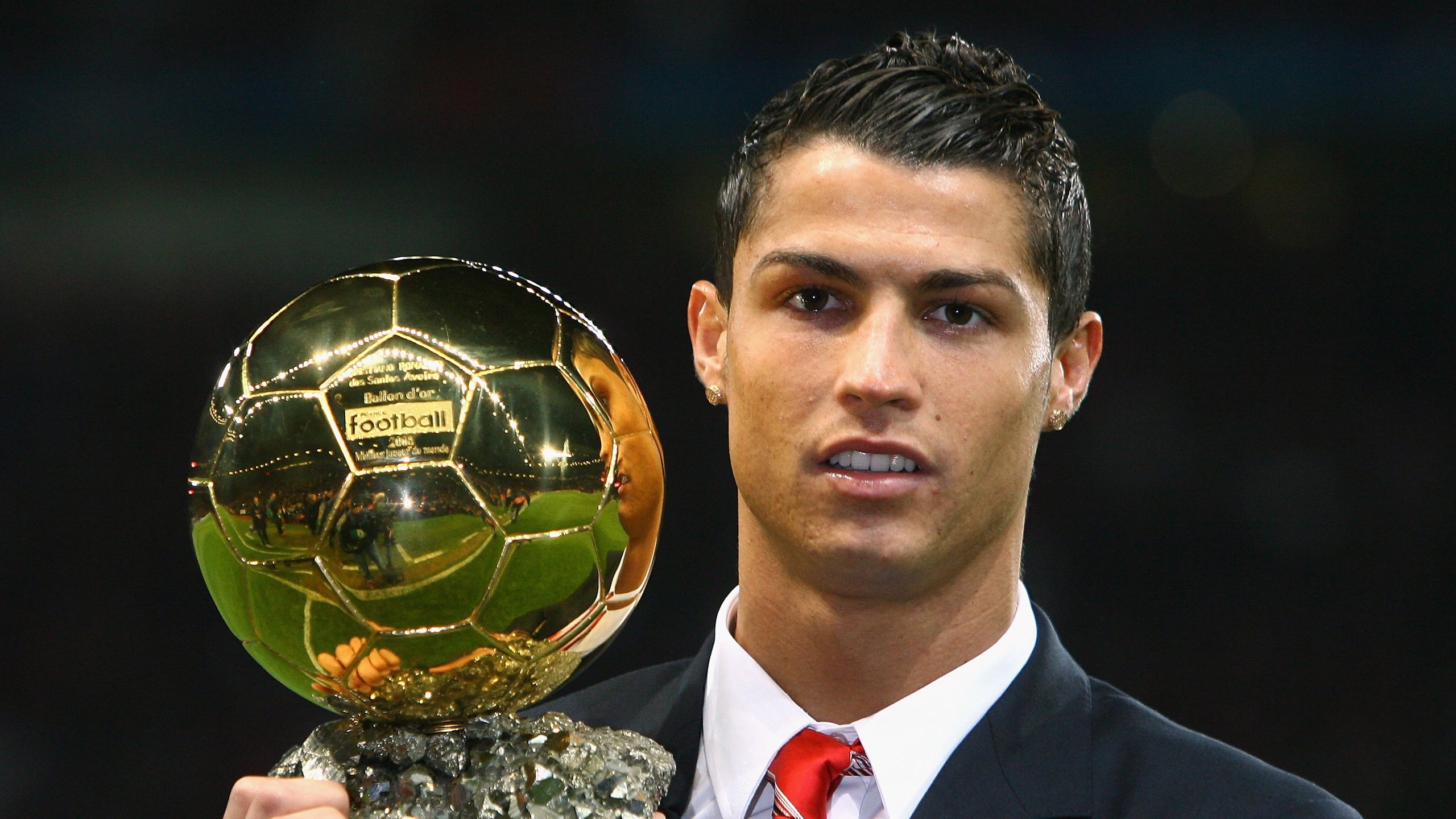 开云体育直播-逆转的齿轮，当奥恰洛夫在最后一毫米转动命运